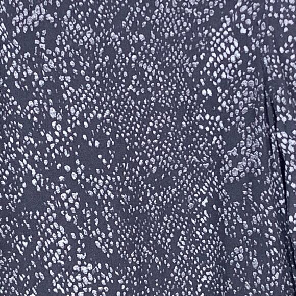 Rails Eloise Black & Grey Snakeskin Print Long Sleeve Button Down Blouse Size S - Picture 4 of 9